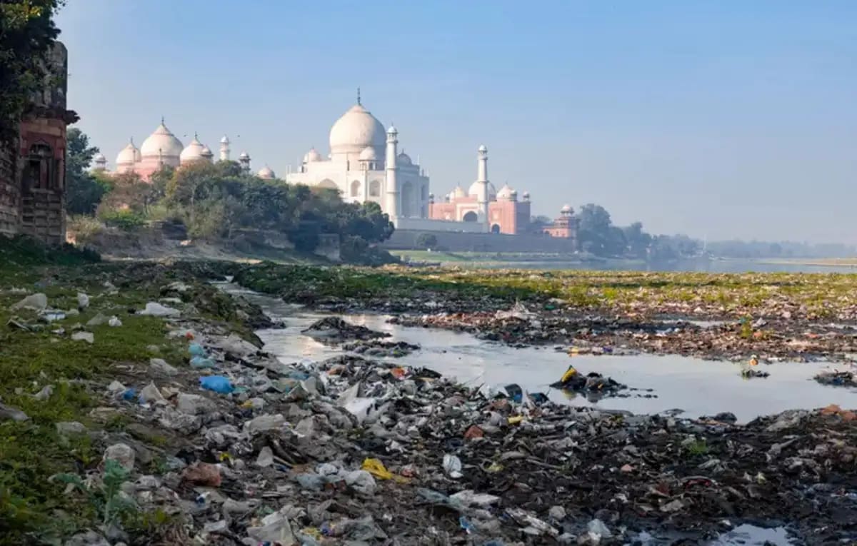 Given below are scenes, list the pollutants generated by each. How does each pollutant affect (i) environment; (ii) humans and other living beings; and (iii) materials? Total Geography ICSE Class 9
